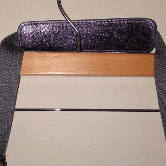 The Sak metallic purple leather Crossbody - Picture 4 of 7